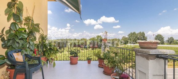 Casa de 2 dormitorios en Revello, Italy No. 270755 32