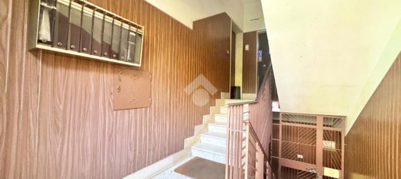 Квартира с 5 комнатами в Бари, Италия № 307185 3