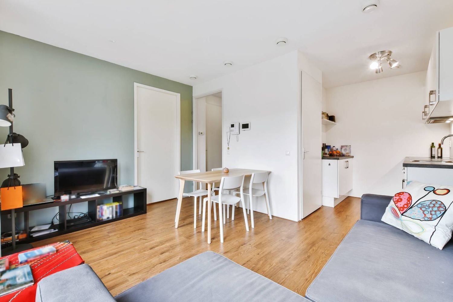 2غرفة شقة في Milan, Italy رقم 245369