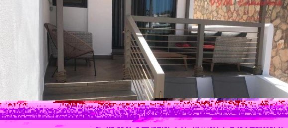 3 Schlafzimmer Villa in San Eugenio, Spain, Nr. 384 8