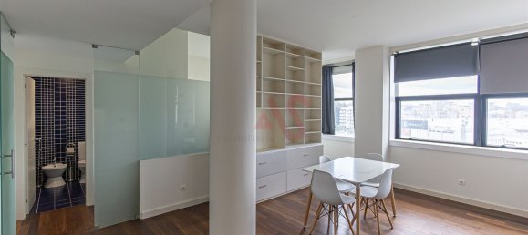 Apartamento de 1 dormitorio en Porto, Portugal No. 69169 3