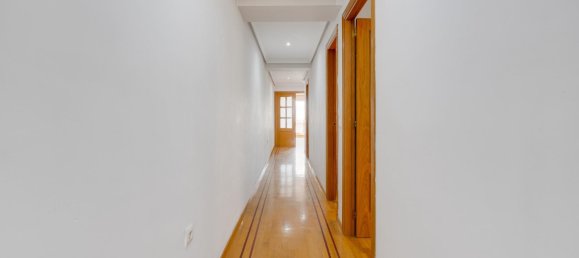 Apartamento de 3 dormitorios en Torrevieja, Spain No. 100177 7