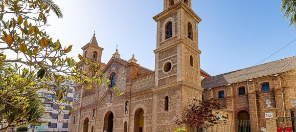 Apartamento de 3 dormitorios en Torrevieja, Spain No. 100177 34