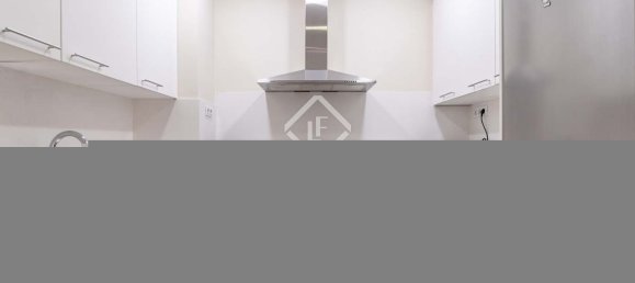 Ático de 3 dormitorios en Ciudad Vieja, Spain No. 169872 19