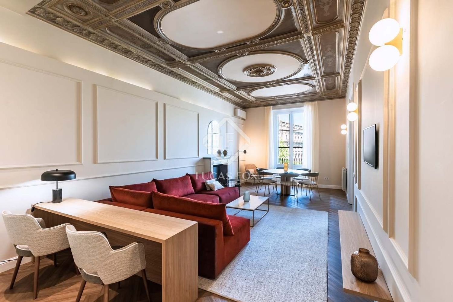 Ático de 3 dormitorios en Ciudad Vieja, Spain No. 169872