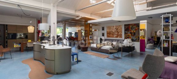 4-Zimmer Gewerbliche Immobilie in Pordenone, Italy, Nr. 310777 4