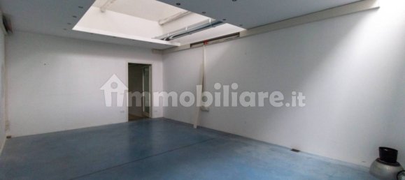 4-Zimmer Gewerbliche Immobilie in Pordenone, Italy, Nr. 310777 24