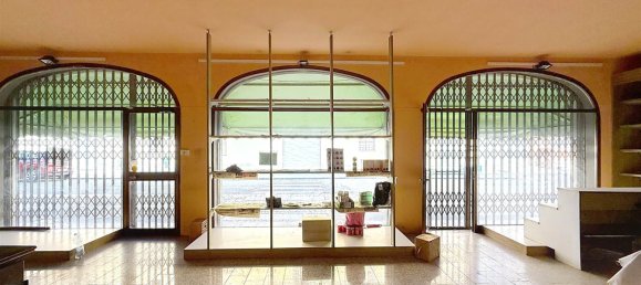 Imóvel comercial de 10 divisões em Calvatone, Italy N.º 307060 2