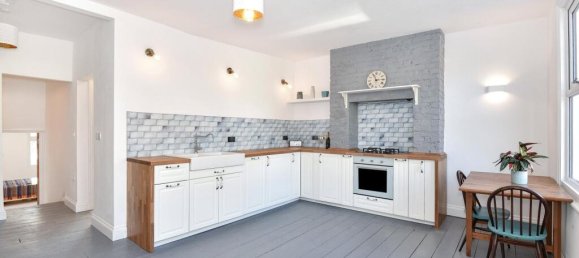 2 bedrooms Apartment in London, United Kingdom No. 7628 8