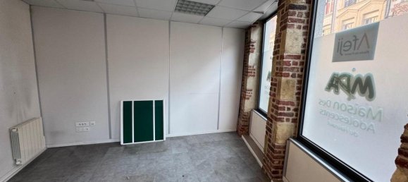 Büro in Valenciennes, France 211m², Nr. 220630 3