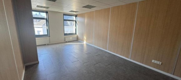 Büro in Valenciennes, France 211m², Nr. 220630 9