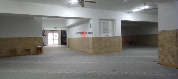 304m² Commercial property in Palamos, Spain No. 172755 7