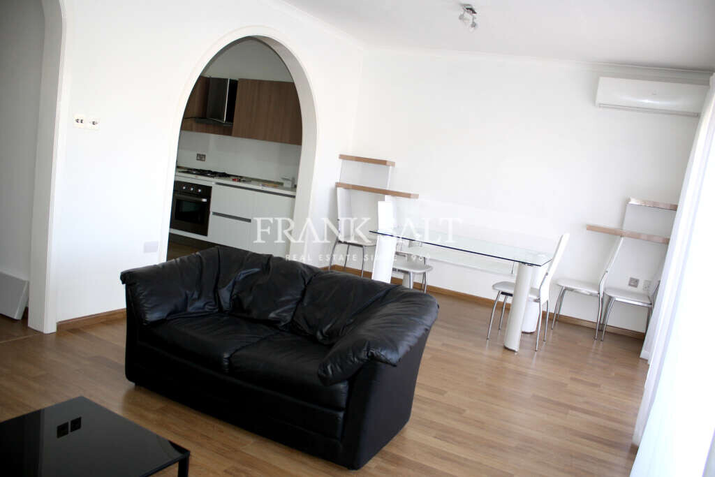 Квартира с 2 спальнями в Пьета, Мальта № 11321