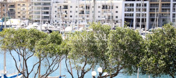 Apartamento de 2 dormitorios en Pieta, Malta No. 11321 12