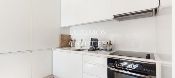 215m² Building in Porto, Portugal No. 115371 24