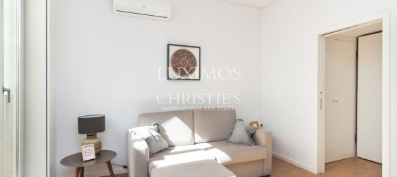 215m² Building in Porto, Portugal No. 115371 23