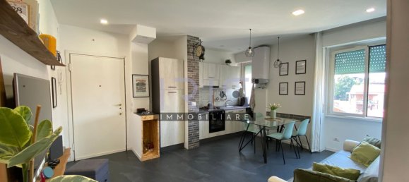 2 Schlafzimmer Wohnung in Bresso, Italy, Nr. 357938 3