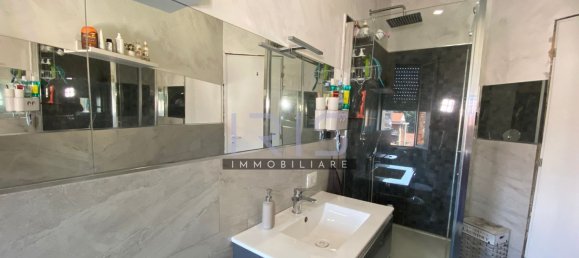 2 Schlafzimmer Wohnung in Bresso, Italy, Nr. 357938 9