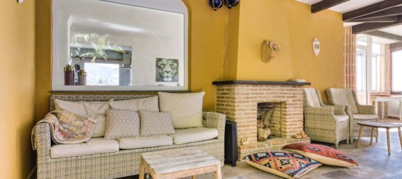 5 bedrooms Villa in Benalmadena, Spain No. 135304 11