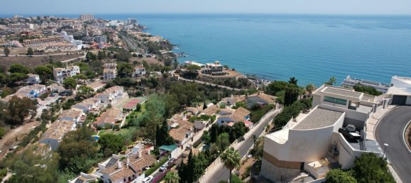 5 bedrooms Villa in Benalmadena, Spain No. 135304 2