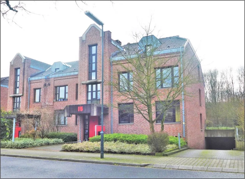 2غرفة شقة في Dusseldorf, Germany رقم 106606