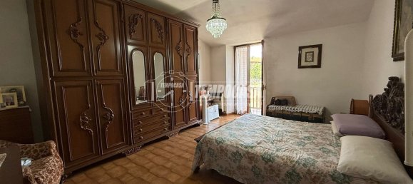 5 Schlafzimmer Haus in Viarigi, Italy, Nr. 381343 9