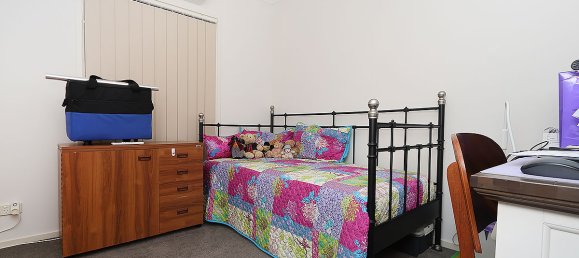 3 bedrooms House in Eagleby, Australia No. 754 8