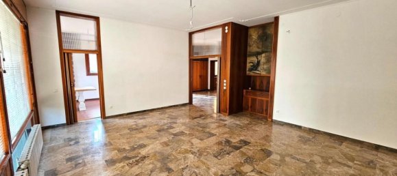 Вилла с 6 комнатами в Новента Падована, Италия № 29947 11