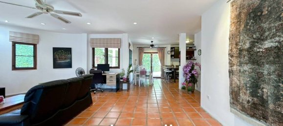 5 bedrooms Villa in Hua Hin, Thailand No. 19594 10