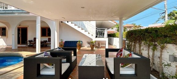 5 bedrooms Villa in Hua Hin, Thailand No. 19594 6