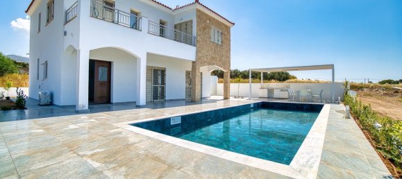 Вилла с 3 спальнями в Киссонерга, Кипр № 4314 9