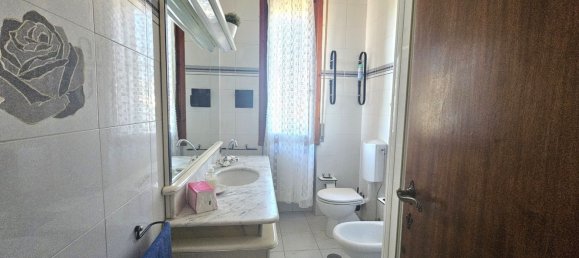 3غرفة شقة في Florence, Italy رقم 309397 20