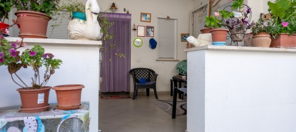 Квартира с 2 спальнями в Фьюмичино, Италия № 339958 18