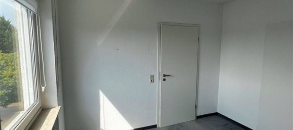 4 rooms Apartment in Erlangen, Germany No. 15426 4