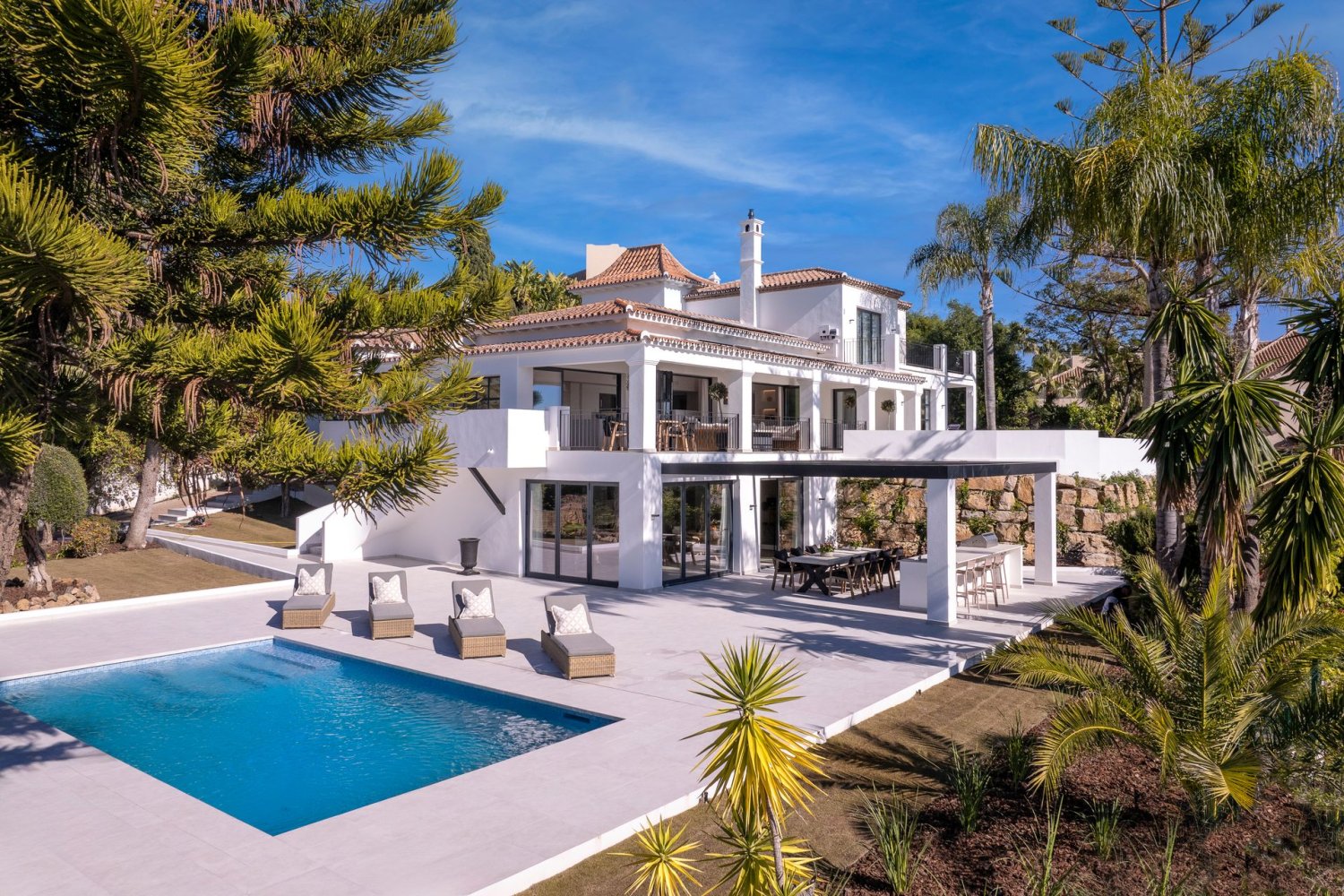 Вилла с 5 спальнями в Эстепона, Испания № 42587