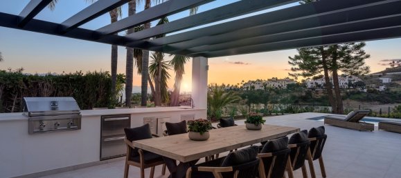 Вилла с 5 спальнями в Эстепона, Испания № 42587 40