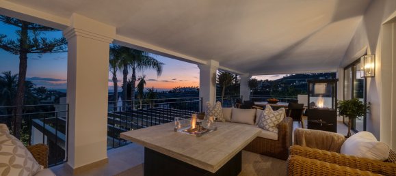 Вилла с 5 спальнями в Эстепона, Испания № 42587 38