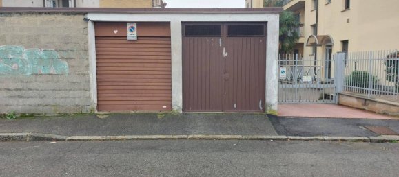 Garage in Pioltello, Italy 11m², Nr. 83546 3