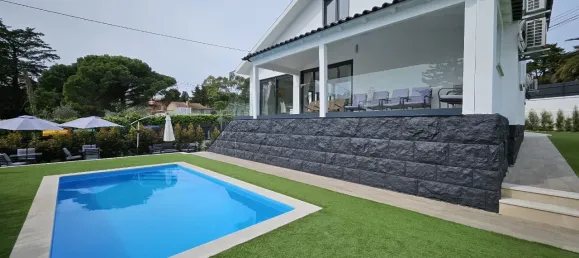 Casa T5 em Rio de Mouro, Portugal N.º 40044 4