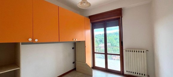 6 rooms Apartment in Frosinone, Italy No. 48264 27