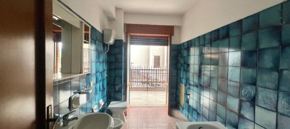 6 rooms Apartment in Frosinone, Italy No. 48264 14