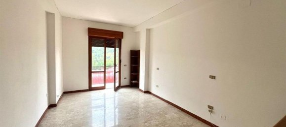 6 rooms Apartment in Frosinone, Italy No. 48264 23