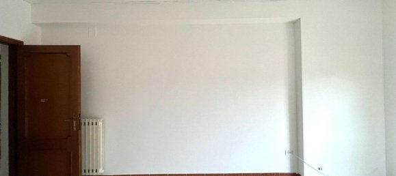 6 rooms Apartment in Frosinone, Italy No. 48264 26