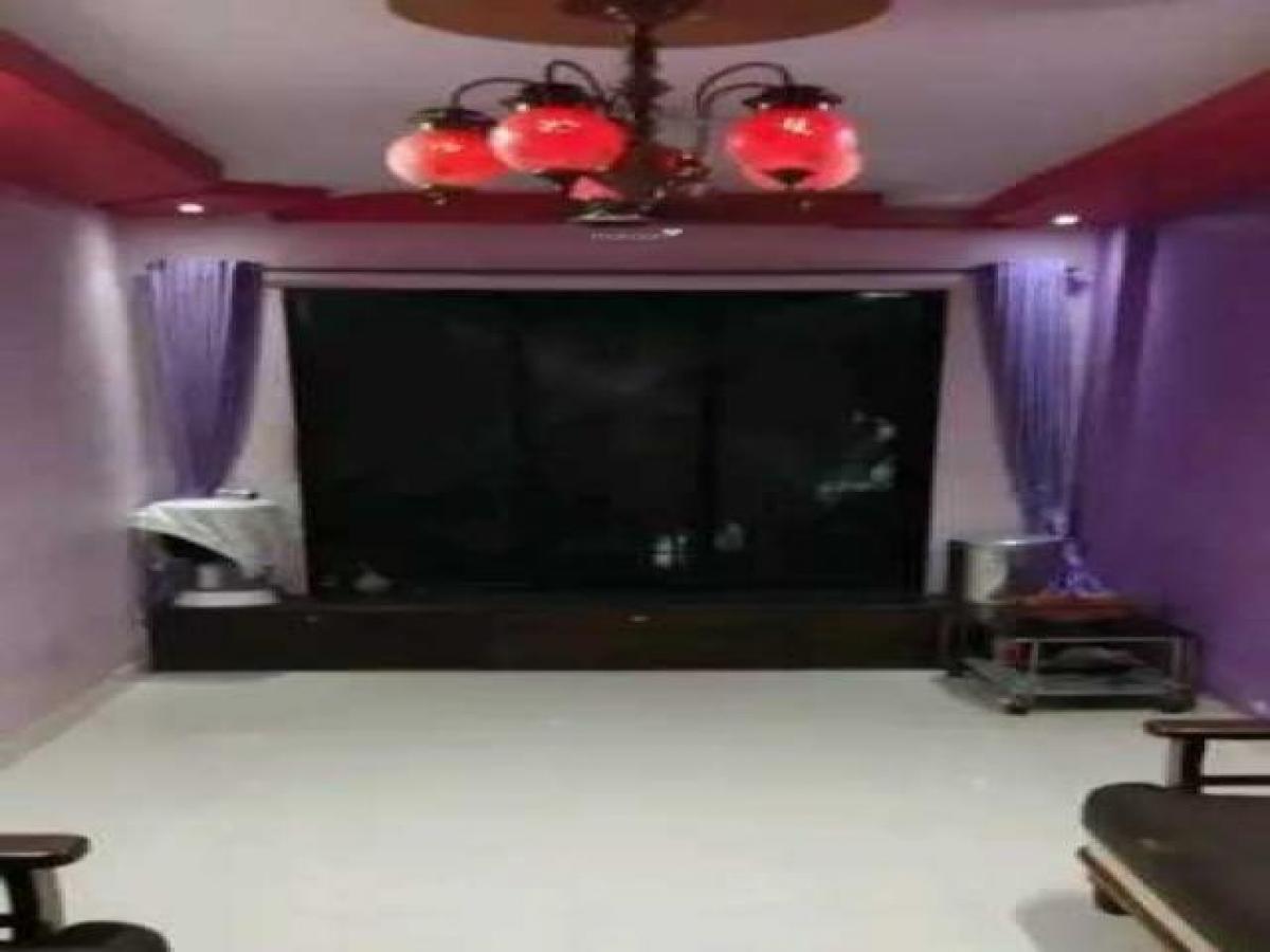 Studio in Mumbai, India No. 27747