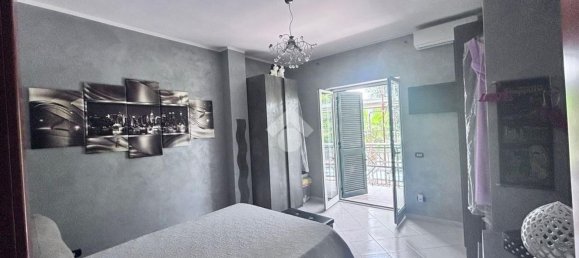 3 rooms Apartment in Casandrino, Italy No. 268085 12