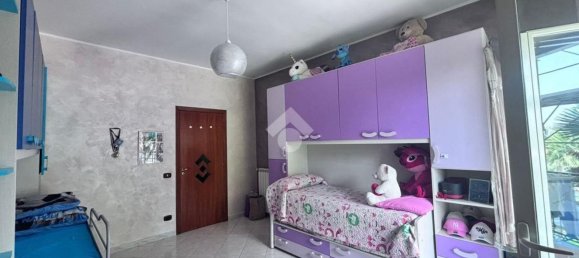 3 rooms Apartment in Casandrino, Italy No. 268085 7