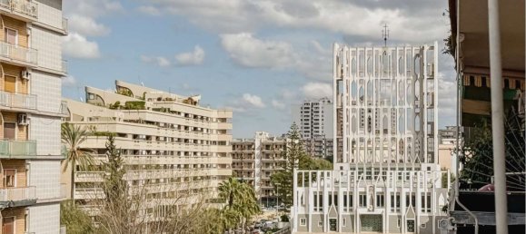 Квартира с 3 спальнями в Таранто, Италия № 356996 31