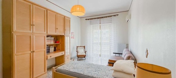 Квартира с 3 спальнями в Таранто, Италия № 356996 11