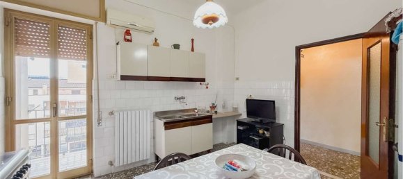 Квартира с 3 спальнями в Таранто, Италия № 356996 3