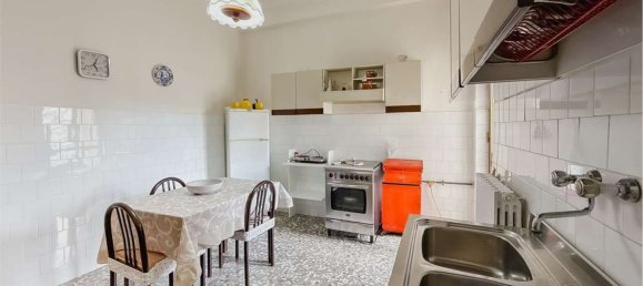 Квартира с 3 спальнями в Таранто, Италия № 356996 36